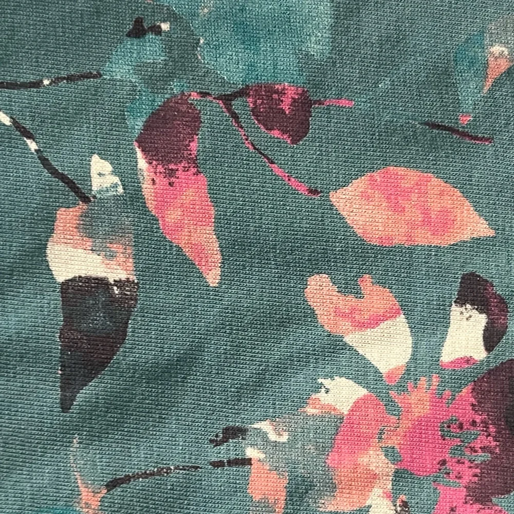 Nicole Miller Floral Blouse Size Large - Picture 3 of 5